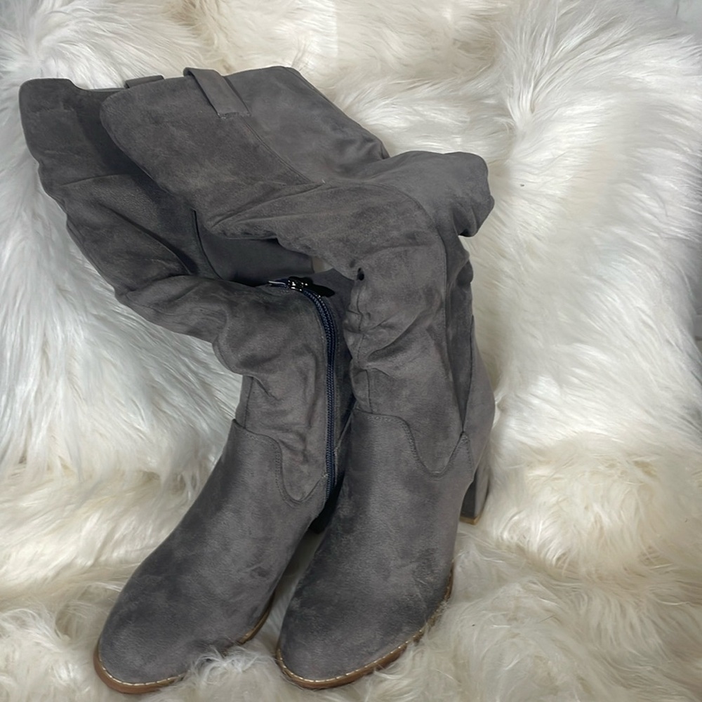 NWT Suede Boots